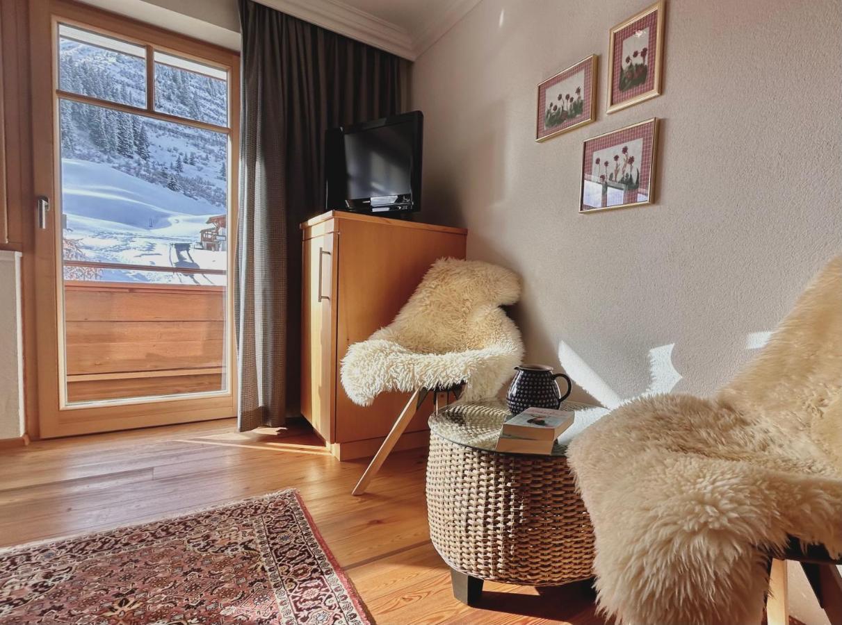 Haus Wallis By Stayfritz - Ski-In Ski-Out Zimmer 'Garni' Am Arlberg Warth  Exteriér fotografie